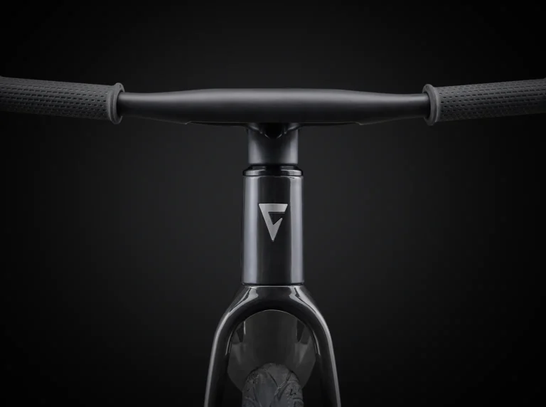 Giant Pre rCarbon: A $500 Sustainable Recycled Carbon Balance Bike